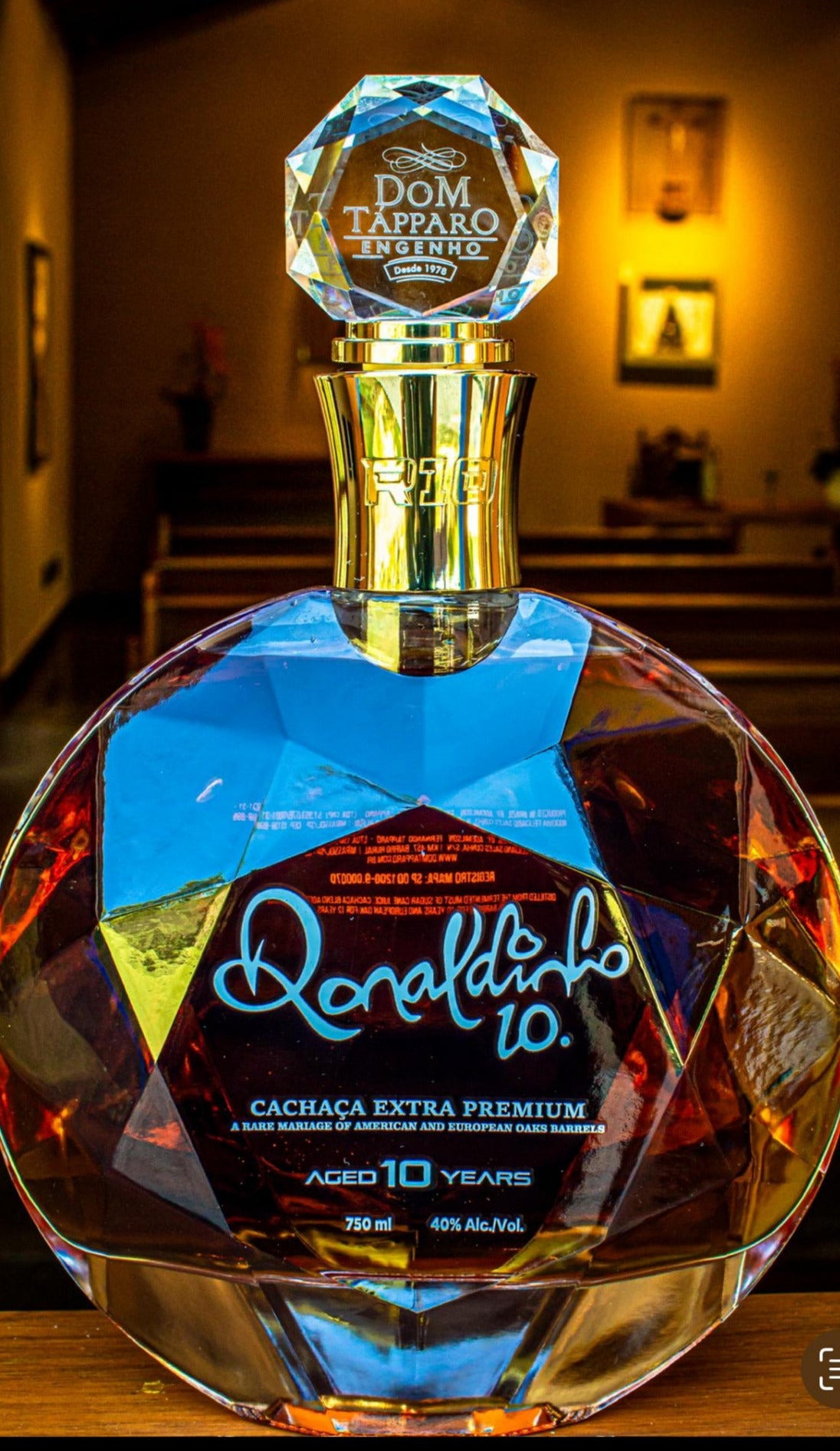 Cachaça Super Premium Ronaldinho Gaúcho by Dom Tápparo – 750ml