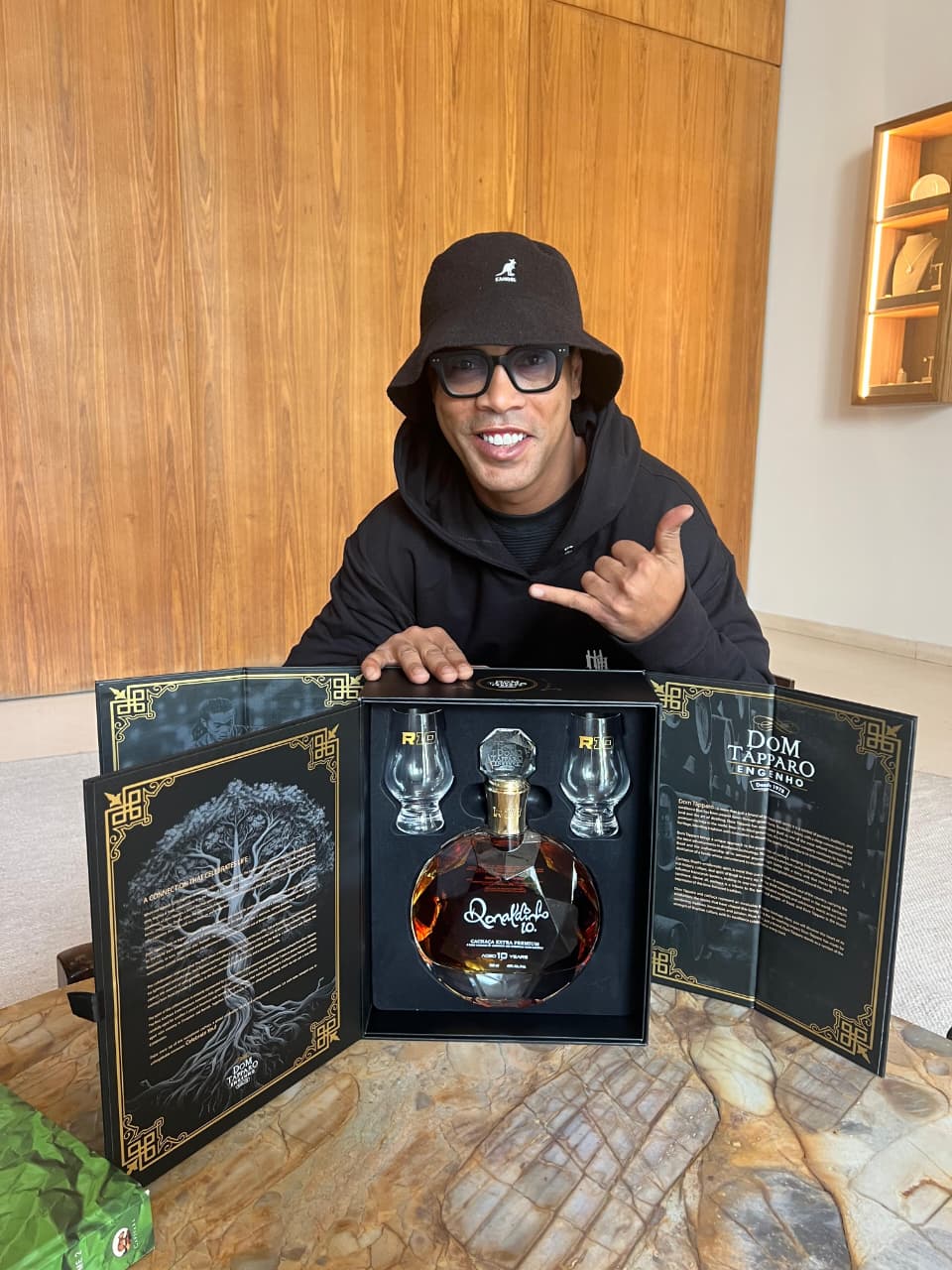 PREVENTE Cachaça Super Premium Ronaldinho Gaúcho by Dom Tápparo – 700ml